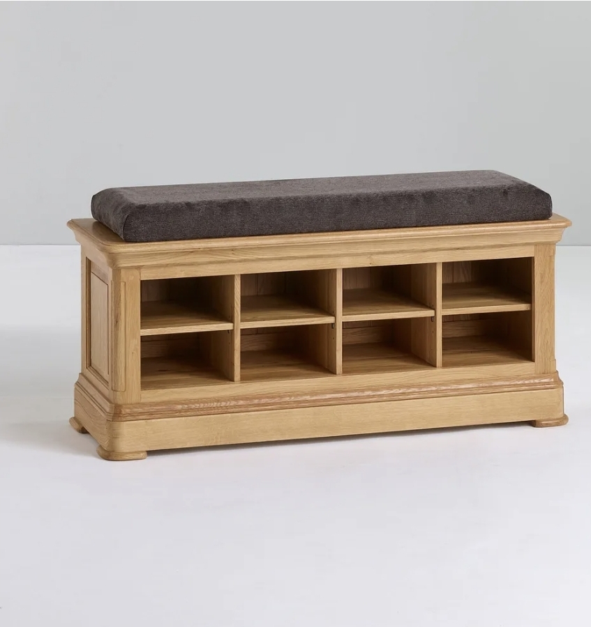 Oak & Aura's Shoe Storage